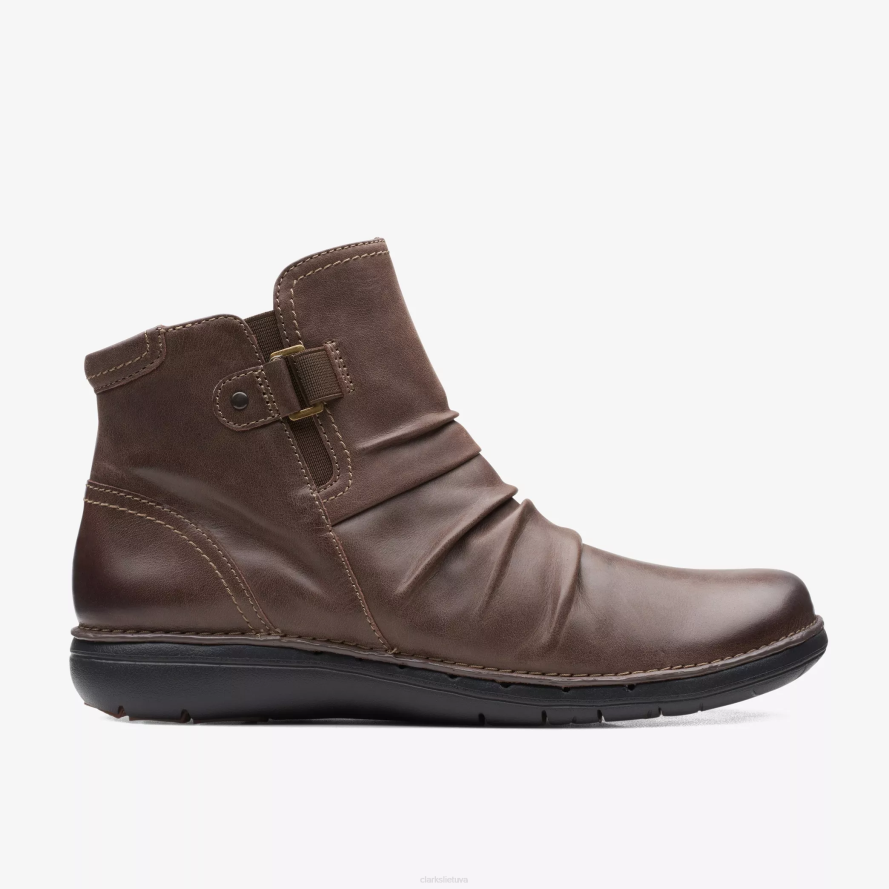 Clarks ir kilpa viršuje H2XV489 tamsiai rudas