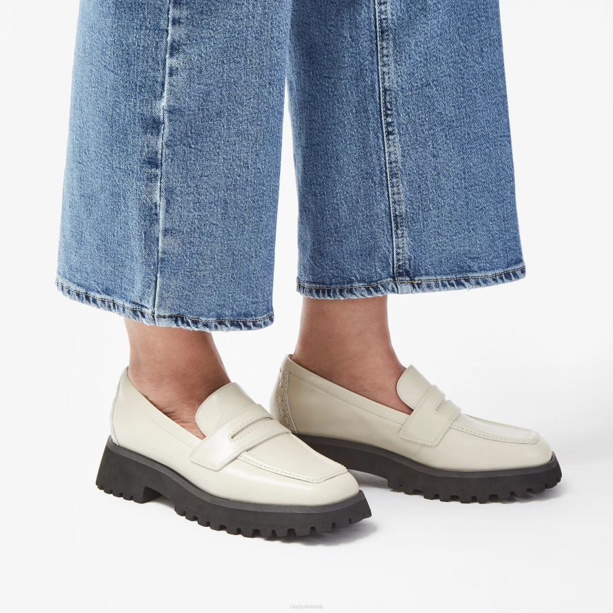 Clarks liko toks kraštas H2XV201 dramblio kaulo oda