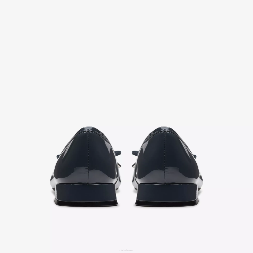 Clarks ubree 15 žingsnių H2XV257 laivyno patentas