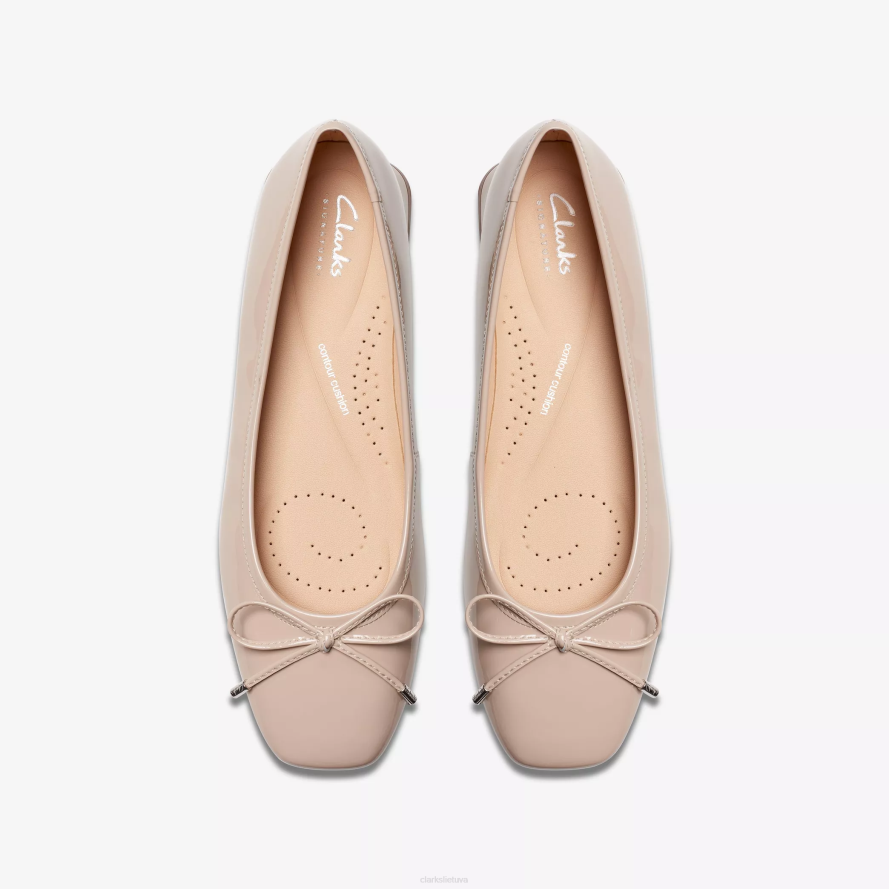 Clarks ubree 15 žingsnių H2XV258 smėlio patentas