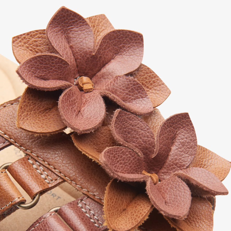 Clarks Elizabelle Mae H2XV373 įdegio derinys