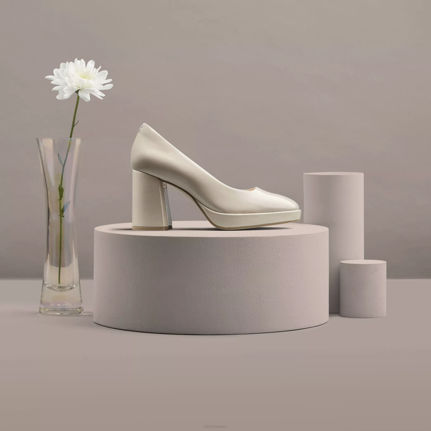 Clarks zoya 85 teismas H2XV500 smėlio patentas