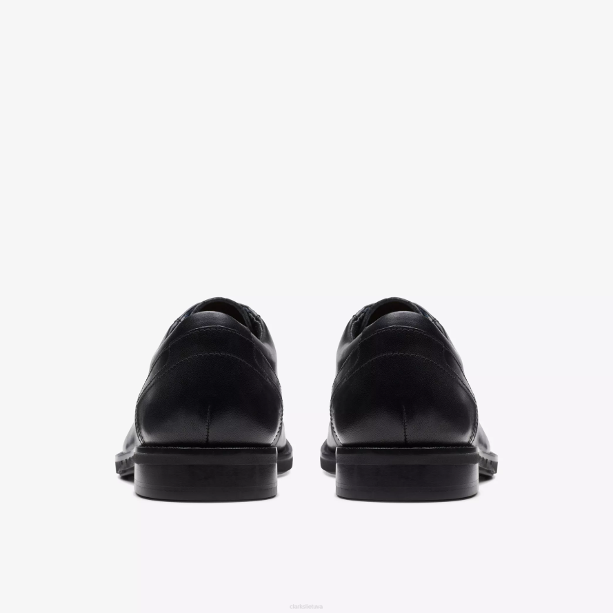 Clarks un hugh kepuraitė H2XV793 juoda oda